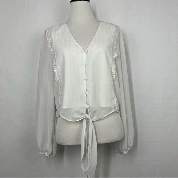 WAYF White Women’s V neck Sheer Lace Long Sleeve Front tie knot Size Medium - Picture 1 of 6